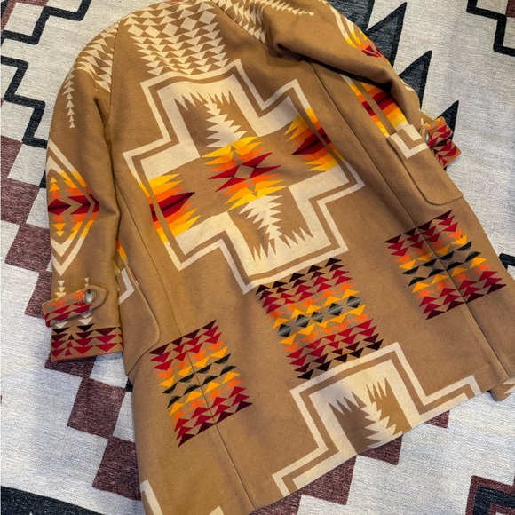 Pendleton blanket coat - Picture 5 of 8